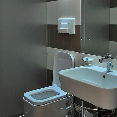 Hotell Vila Kerciku 3*