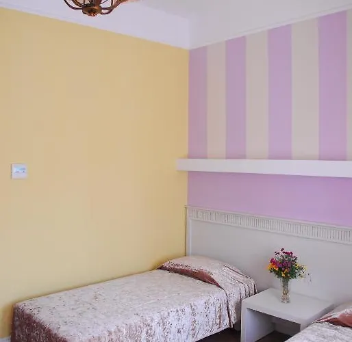 Vila Kerciku מלון