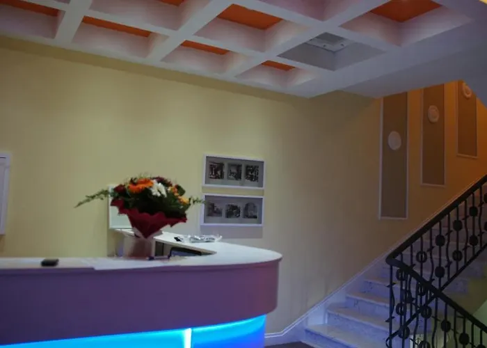 Vila Kerciku 3* טיראנה