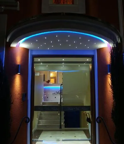 מלון Vila Kerciku 3*